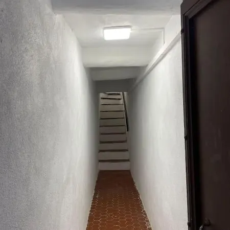 Apartment : Beau En Plein Centre